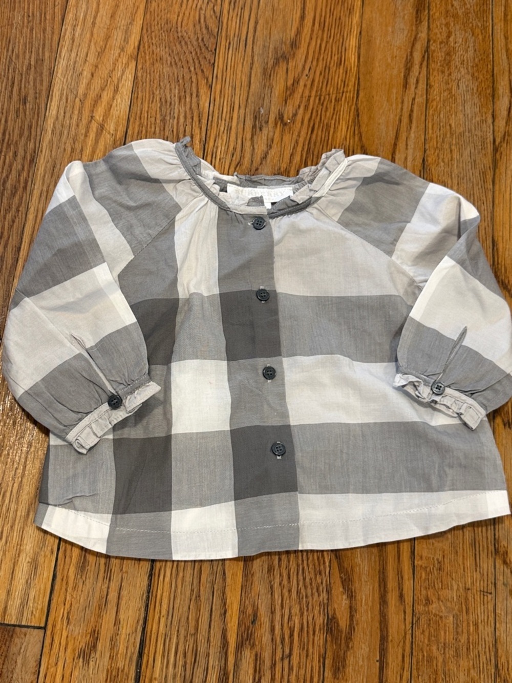 Burberry baby Gray & White Checked Button-Front Shirt blouse 6 months